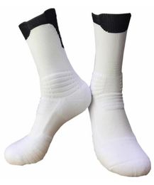 2019 Sports de sport extérieur chaussettes de basket-ball professionnelles d'élite chaussettes de compression Quickdry Run Sock6030633