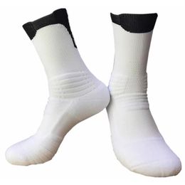 2019 Outdoor Sports Mens Basketball Socks Professional Elite Socks Quick Dry Compression Socks Run Athletic Racing Cycling Sock267p