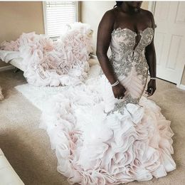 2019 Plus La Taille Robes De Mariée Sirène Cristal Dentelle Perles À Niveaux Chérie Long Train Robe De Mariée Africaine Custom Made Vestidos 235G