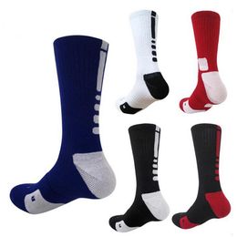 2019 chaussettes de basket-ball d'élite professionnelles longues Socks sportifs sportifs de genou hommes Mencous compression thermique chaussettes d'hiver Wholes3033