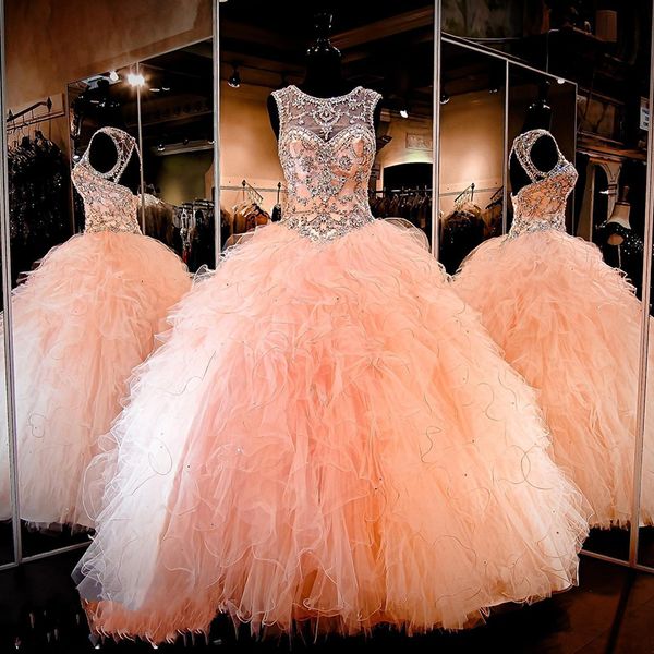 Strass Cristaux Blush Peach Quinceanera Robes Sexy Sheer Jewel Sweet 16 Robes De Soirée Volants Princesse Prom Ball Party Robes