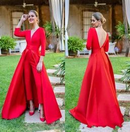 2019 Sexy Red Jumpsuits Prom Dresses 34 lange mouwen v nek formele avond feestjurken goedkope speciale gelegenheid broek 7484724