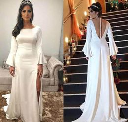 2019 Side Split lange mouwen Prom Dresses Sheer Back Formele Holidays Wear Graduation Evening Party Pageant Town Custom Made Plus Size