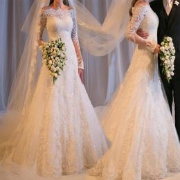 2019 mode simple élégante A-ligne gaine manches longues sur l'épaule dentelle perles robes de mariée cadeau voile sur mesure haute qual241A