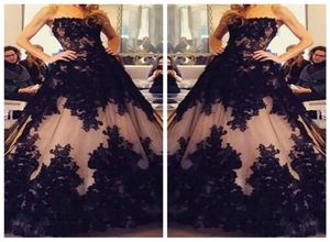 2019 Strapless Zwart Kant Applicaties ALine Galajurken Bescheiden Lace Up Lange Vestidos De Soiree Aangepaste Avondjurken9579583