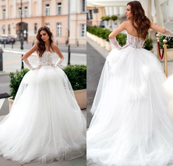 2019 robes de mariée d'été sans bretelles en dentelle gants détachables une ligne robe de mariée bohème balayage train dos nu plus la taille robes de mariée