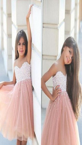 2019 Sweetheart Aline Flower Girl Vestidos con perlas Tul Tul Knea Longitud de la rodilla Vestido del concurso Primer vestidos de comunión Gown7272386