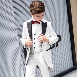 2019 Drie stukken Bruiloft Bruidegom Tuxedos voor Jongens Teens Tuxedo Custom Made Children Party Casual Formal Pant Suits Diner Suits