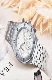2019 Watchlimited promotie Al het werk Stauger Leisure Fashion New Watch Sport Watches Men Casual Fashion Quartz Watch5791232