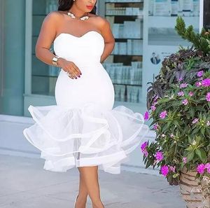 2019 Witte Plus Size Zeemeermin Trouwjurken Sweetheart Mouwloze Bruidsjurken Theelengte Tiered Ruffle Custom Made Wedding Dress210A