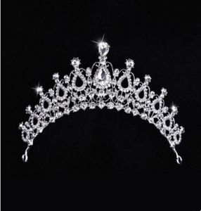 2019 Accessoires de mariée entiers Coréen Alliage Premium Faux Perle Cristal Luxueux Mariées Couronne Ornements Coiffes De Mariage Deco7774592