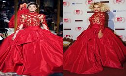 2019 Zuhair Murad Red Evening Jurken Rita Ora In Marchesa Fall High Neck Red Carpet Dress Celebrity Toga
