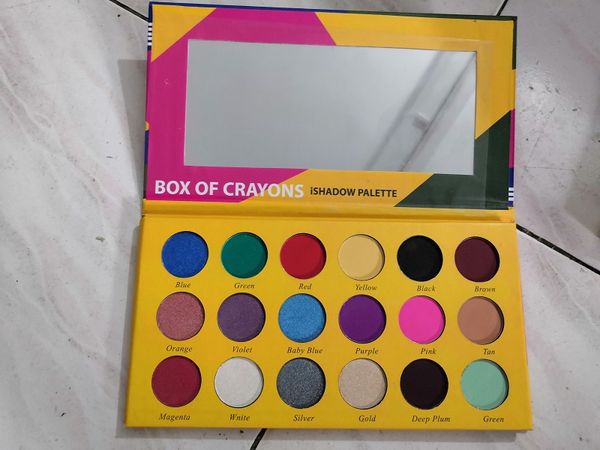 2019BOX OF CRAYONS Fard à paupières iShadow Palette 18 Couleur Shimmer Matte Eyeshadow Palette Maquillage Ombre à paupières gratuit DHL