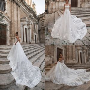 2020 une ligne robes de mariée de plage sans bretelles Appliques Tulle avec des robes de mariée Glittetr balayage train Boho robes de mariée