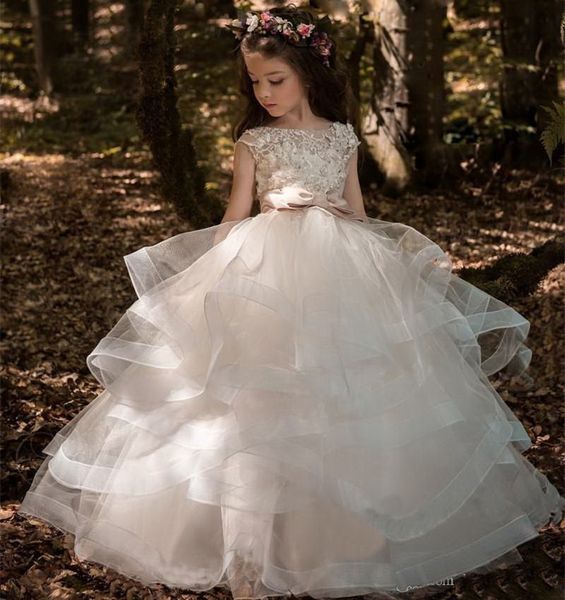 2020 Vestidos de niña de flores de encaje floral árabe Vestidos de fiesta Vestidos de desfile para niños Tren largo Hermosos niños pequeños Vestido de niña de flores formal