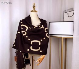 2020 Otoño Invierno nuevo g marrón bufanda de lujo amantes bufanda chal de diseñador 18065cm2680377