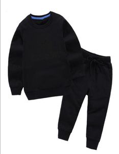 2020 bébé fille designers vêtements t-shirt veste pantalon Twopiec olde costume enfants mode pull pour enfants coton vêtements ensembles5783759