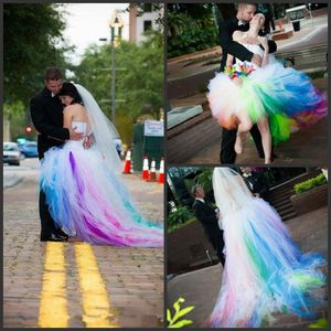 2020 Baljurk Hi_lo Kleurrijke Tulle Boho Gothic Trouwjurken Bruidsjurken Abiti da Sposa Beach Country Style Bruidsjurken