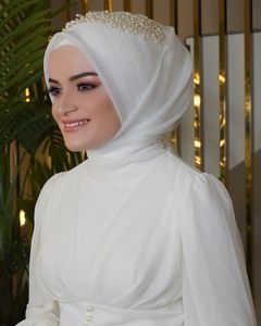 2020 Belles Voiles de Mariée Musulmans avec Beaucoup de Perles et de Perles Photos Réelles Bling Bling Mariées Musulmanes Hijab Épaule Longueur Turban