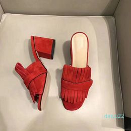2020 Best New Ladies Brand Slippers Real Le cuir Pantors de haute qualité Sandals à la mode grossière avec talons hauts 35-42 Taille