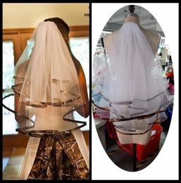 2020 goedkope echte pos nieuwe mode camo bruiloft sluier ellebooglengte op maat gemaakte tule geappliqued twee lagen bruids veil5710428