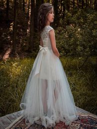 2020 Arrivée mignonne Flower Girls Robes Appliques de dentelle de haute qualité perles de billes sans manches personnalisées Holy First Communion G7216121