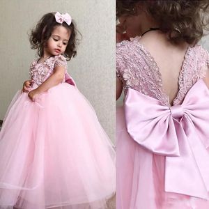2020 schattige roze bloem meisjes jurken formele slijtage prachtig kant geappliceerd kralen mouwen meisje pageant jurken v back tule kids feestjurk