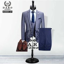 2020 DAROuomo hommes costume nouveau Style Blazer gilet 3 pièces bleu gris coupe ajustée mode costume affaires décontracté sur mesure X0909