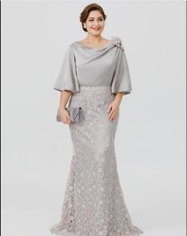2020 elegante zilveren grijze moeder van de bruid jurken crew half mouw kant zeemeermin bruiloft gasten jurk plus size formele avondjurken