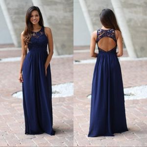 2020 Empire Country Navy Blue Bridesmaid Robes Jewel Neck Lace Top Chiffon Illusion Backless Floor Longueur Long Wedding Guest Robes Custom