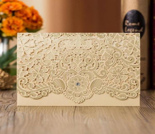 Tarjetas de invitación de flores huecas doradas europeas, invitaciones de boda de bolsillo dobladas cortadas con láser con inserto personalizado 7505870, 2020