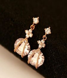 2020 Exquis Luxury High Fend Zircon Flower Boucles d'oreilles Bijoux Féminité Féminité 18K Boucles d'oreilles plaquées GRAD