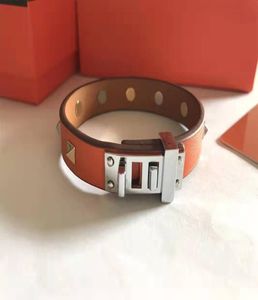 2020 Bijoux de créateur de mode Bracelets Bracelets en acier inoxydable Rivet Mens Bracelets Bracelet à ongles en cuir Bracet de la mode Brace4924484