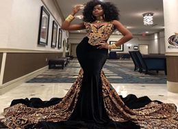 2020 Moda Gold Sequined Mermaid Vestidos de graduación V Cuello Sudáfrica Negras Negras Vestidos Noche de tamaño especial Vestido AB1436603