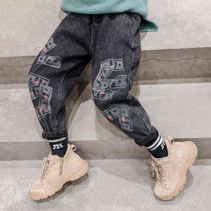 2020 Mode Jeans Garçons Denim Lettre Patch Jeans Hip-hop Adolescent Cargo Pantalon 10T Garçons Joggeurs Jeans Printemps Automne Enfants Vêtements G1220