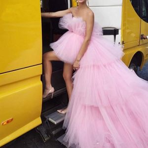 2020 mode roze gelaagde hoog lage tutu prom jurken van de schouder gezwollen lange prom -jurken chic tule prom jurk 238K