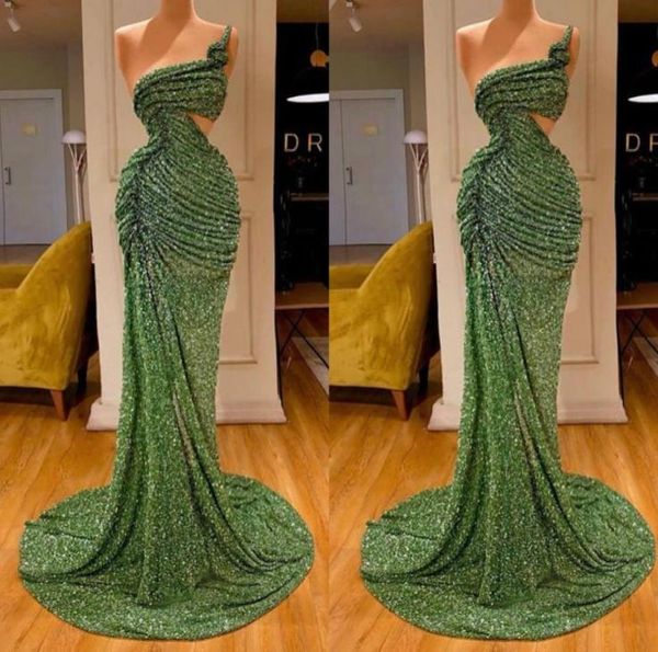 2020 vert sirène robes de bal dentelle paillettes perles une épaule haute côté fendu robe de soirée jupes à volants volants sexy robe de s8139607