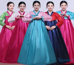 2020 Hoge kwaliteit veelkleurige traditionele Koreaanse Hanbok-jurk Vrouwelijke Koreaanse volksdanskostuum Korea traditioneel kostuum7040267