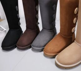 2020 Hot Verkoop Nieuwe Klassieke Designer Aus 3 Knop Vrouwen Snowboots U187300 Lange Vrouwen Laarzen Warm Houden Laarzen Us3-12 Gratis Verzending