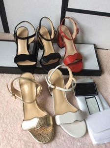 2020 vente chaude femmes nouveaux Desingers chaussures filles mode talons moyens sandales épais cuir souple bout ouvert dame dîner en plein air taille 42 41 9