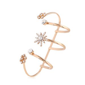 ¡Novedad de 2020! Brazalete de Palma de diamantes de imitación transparente con forma de flor de estrella chapada en oro y plata para mujer, joyería de moda Q0719