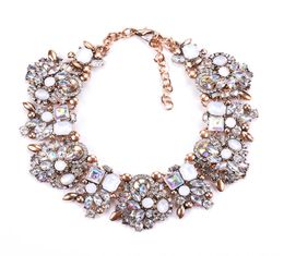 2020 déclaration indienne collier ras du cou femmes luxe cristal strass grand bavoir collier Femme Boho ethnique grand collier collier 8294537
