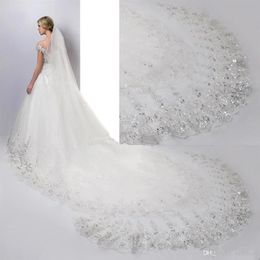 2020 luxe perles cristal 3 mètres longueur cathédrale voiles de mariée blanc ivoire dentelle appliques paillettes bord avec peigne voile de mariage C294F