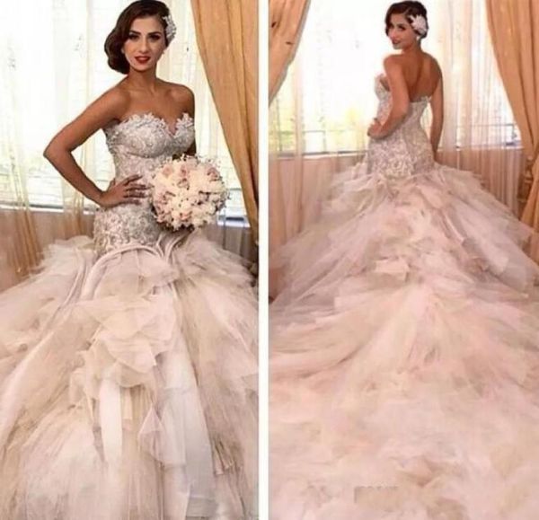 2020 Diamants de luxe Robes de mariée sirène robe de mariage perles dentelle corset top à plusieurs niveaux Ruffls tulle robes de mariée arabe cathed9991963