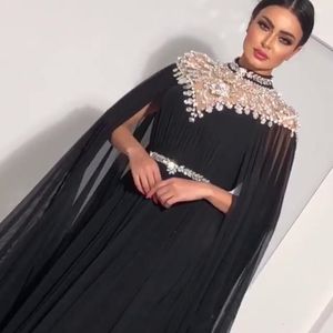 2022 Luxe Marokkaanse Arabische Dubai Crystals Prom Dresses Chiffon Formele Avond Feestjurken Een Lijn Kaaphulzen Hoge Neck Beaded Women Black Special Gelegenheid Jurk