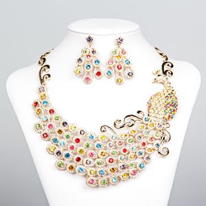 2020 Luxe Phoenix Bruiloft Accessoires Strass Ketting Oorbellen Bruid Sieraden Sets Kleurrijke Goedkope Bruidskettingen 15092237v