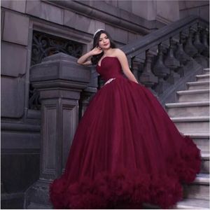 2020 luxe princesse robe de bal robes de bal corset dos chérie cou volants ourlet bourgogne organza et tulle doux 16 robe Quinceanera