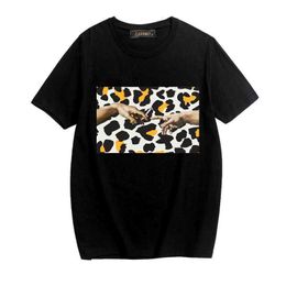 2020 Diseñador para hombre camiseta de lujo Divertido estampado de leopardo moda cuello redondo camiseta para hombres y mujeres tendencia de primavera y verano camiseta de hip hop