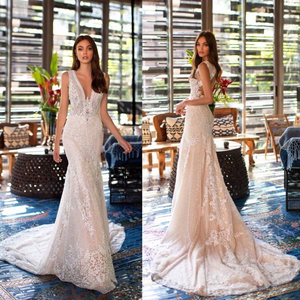 2020 Millanova glamour robes de mariée sirène profonde col en V perles appliques dentelle robes de mariée balayage train robes de mariée
