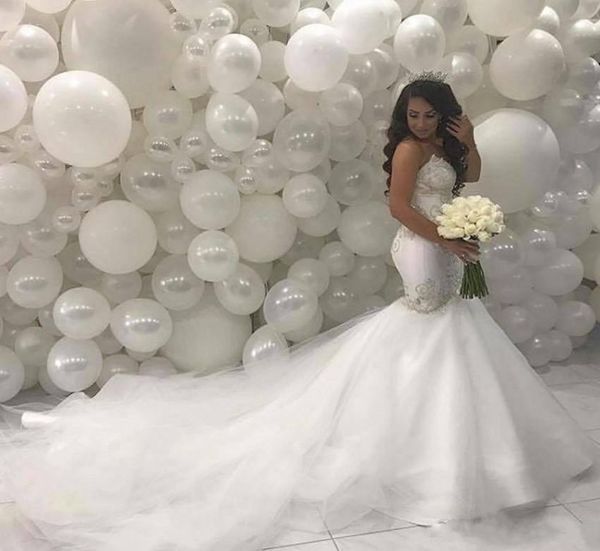 2020 Vestidos de novia de sirena modernos Diamantes Con cuentas de encaje Apliques Oriente Medio Vestidos de novia de cola larga Diseño único Vestidos De Novia